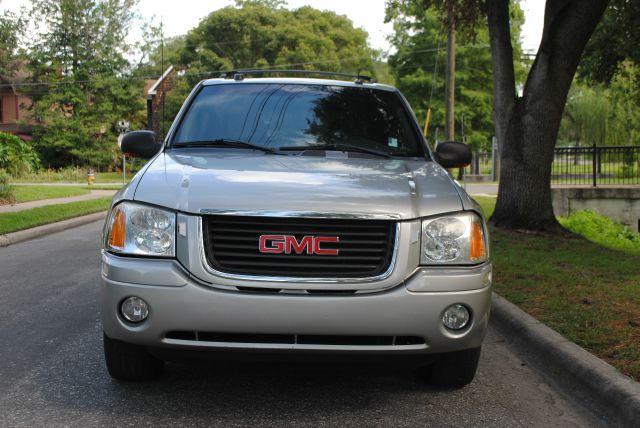 GMC Envoy 2004 photo 3