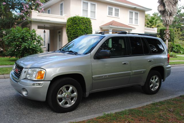 GMC Envoy 2004 photo 4