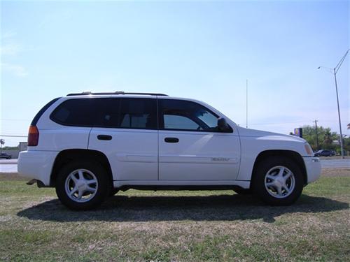 GMC Envoy 2004 photo 1
