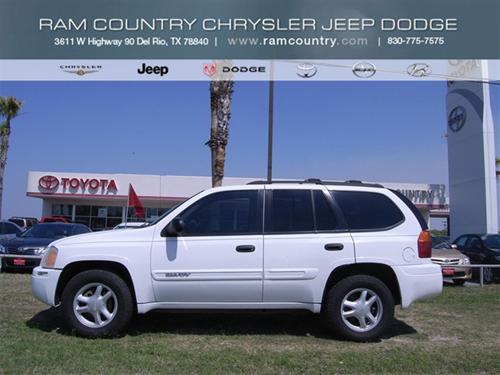 GMC Envoy 2004 photo 2
