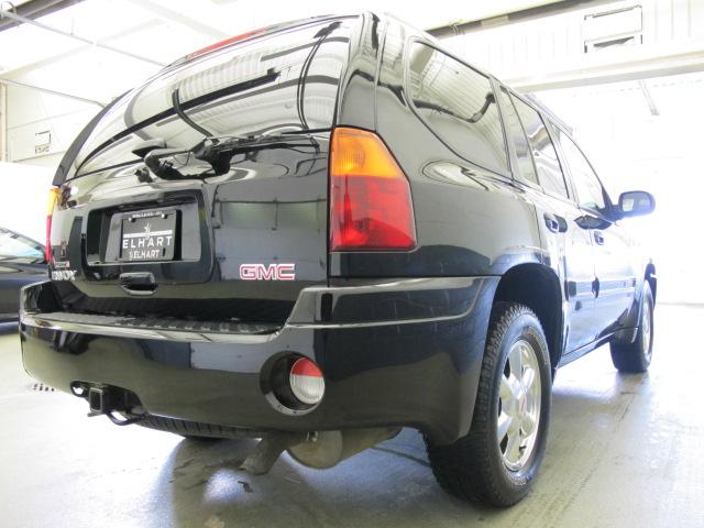 GMC Envoy 2004 photo 5