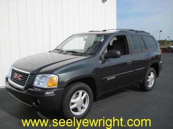 GMC Envoy 2004 photo 1