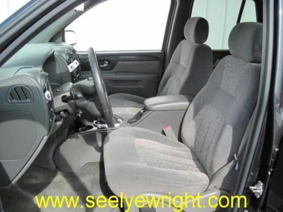 GMC Envoy 2004 photo 5