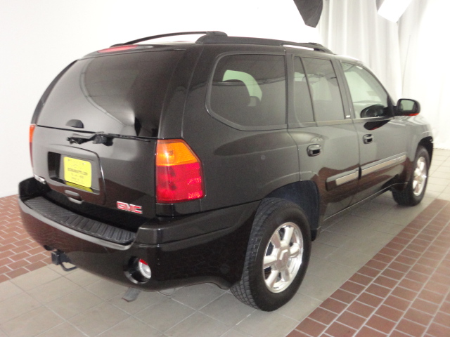 GMC Envoy 2005 photo 3