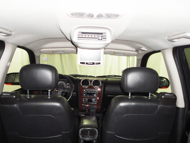 GMC Envoy 2005 photo 5