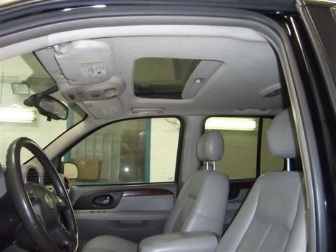 GMC Envoy 2005 photo 1