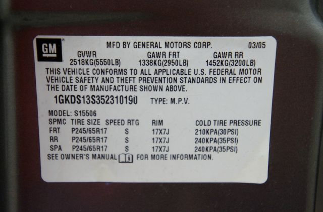 GMC Envoy 2005 photo 24