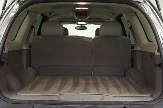 GMC Envoy 2005 photo 8