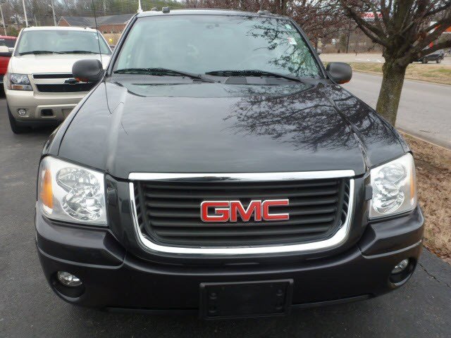 GMC Envoy 2005 photo 5