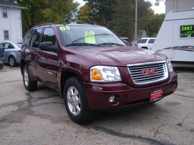 GMC Envoy 2005 photo 5