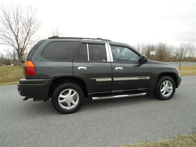 GMC Envoy 2005 photo 12
