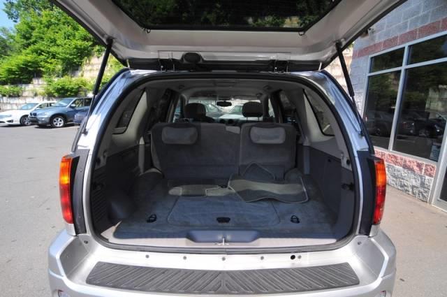 GMC Envoy 2005 photo 14
