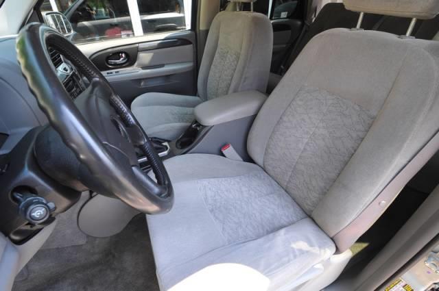 GMC Envoy 2005 photo 3