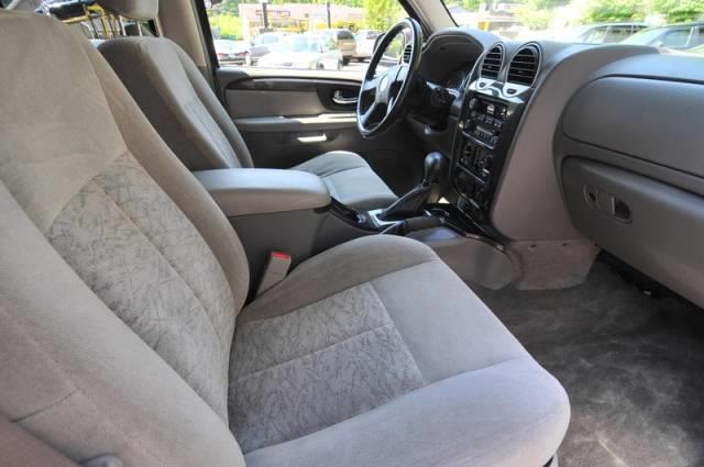 GMC Envoy 2005 photo 5