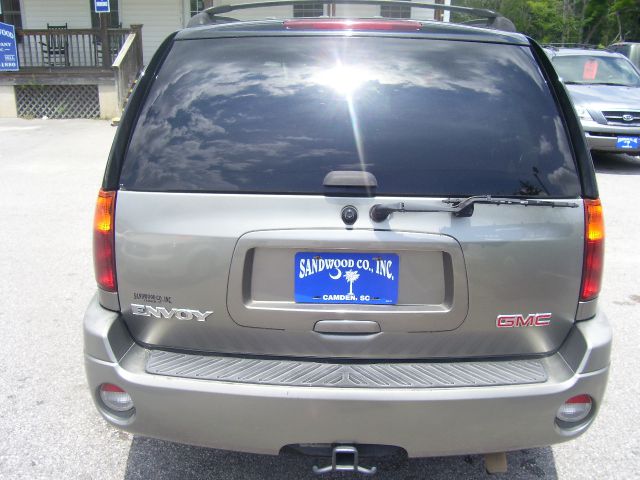 GMC Envoy 2005 photo 4