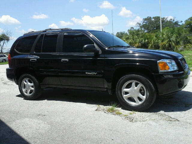 GMC Envoy 2005 photo 3