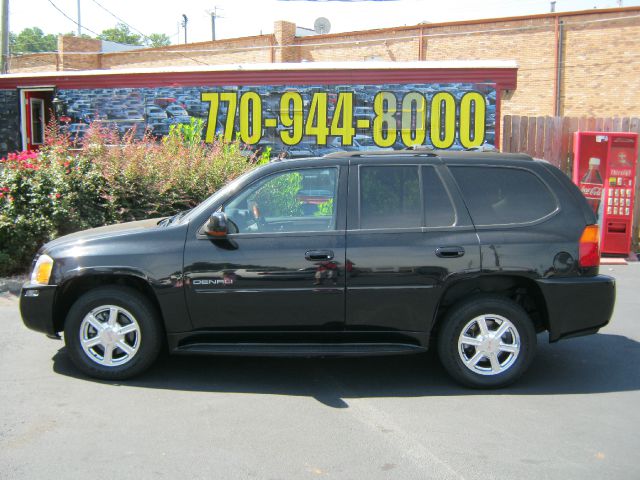 GMC Envoy 2005 photo 4