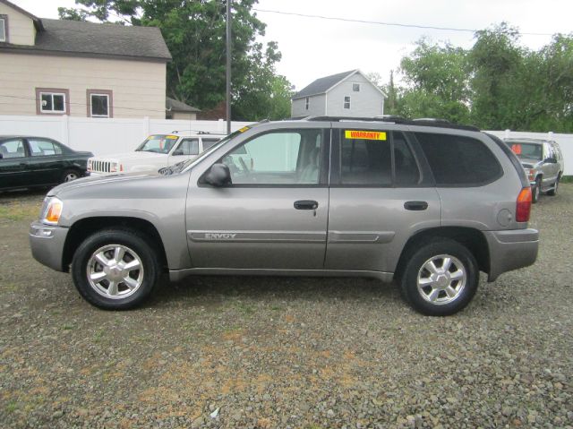 GMC Envoy 2005 photo 18