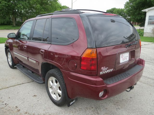 GMC Envoy 2005 photo 1