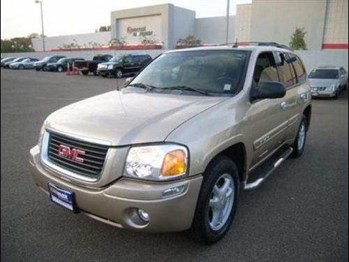 GMC Envoy 2005 photo 2