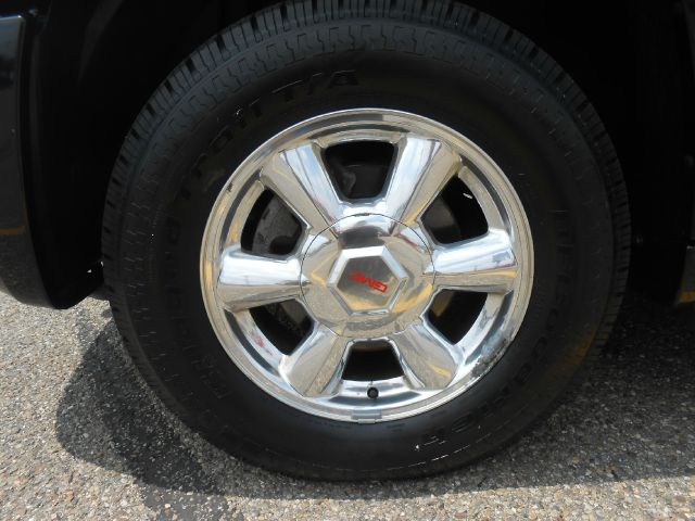 GMC Envoy 2005 photo 20