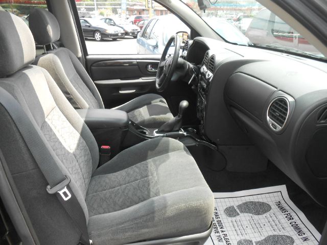 GMC Envoy 2005 photo 5