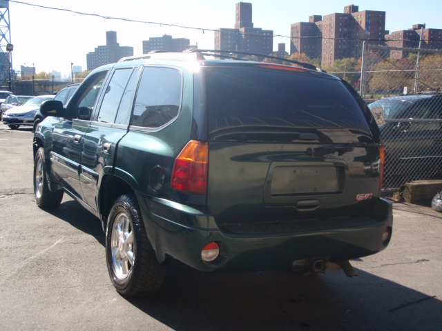 GMC Envoy 2005 photo 4