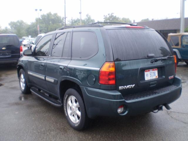GMC Envoy 2005 photo 1