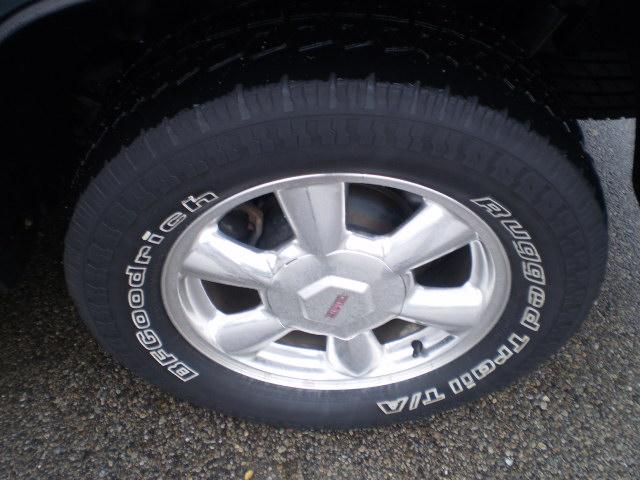 GMC Envoy 2005 photo 3