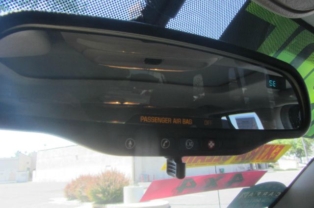 GMC Envoy 2005 photo 30