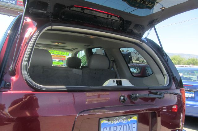 GMC Envoy 2005 photo 4