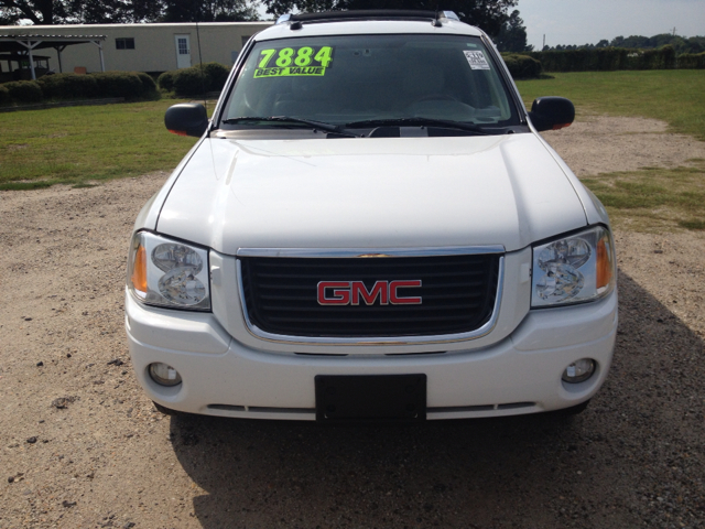 GMC Envoy 2005 photo 1