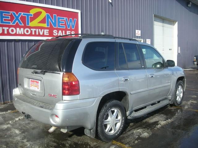 GMC Envoy 2006 photo 4