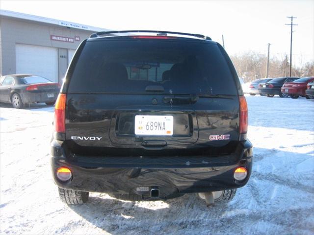 GMC Envoy 2006 photo 3