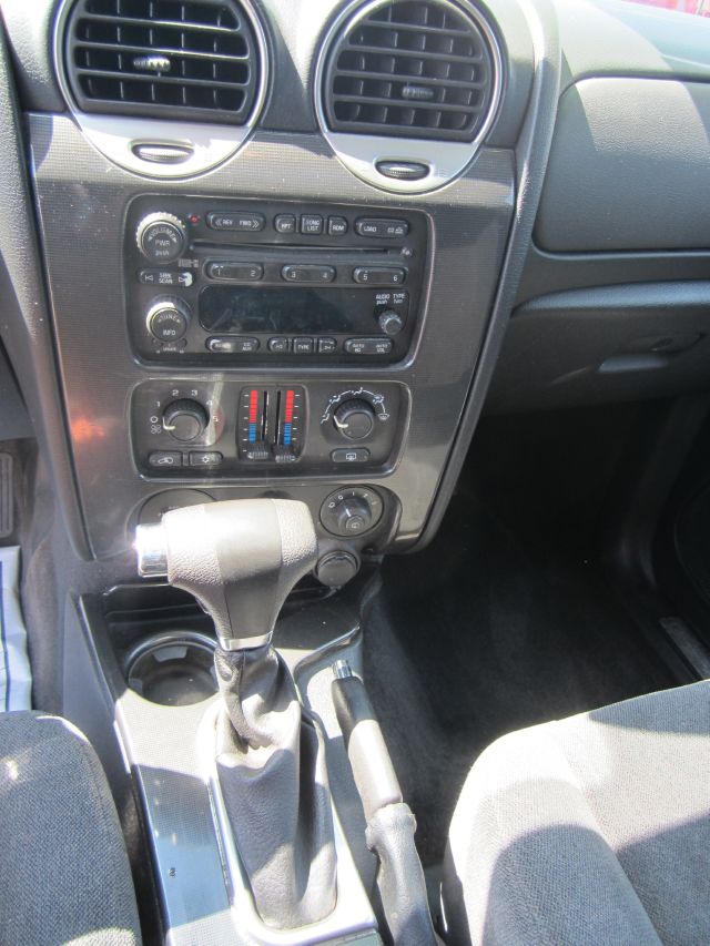 GMC Envoy Wagon SE SUV