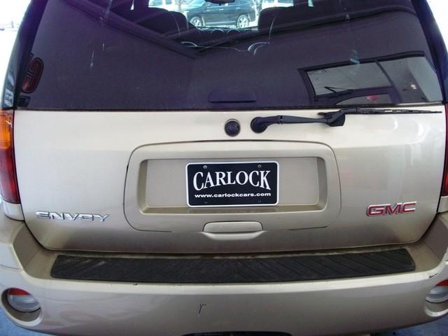 GMC Envoy 2006 photo 2