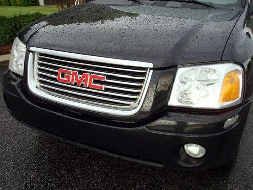 GMC Envoy 2006 photo 1