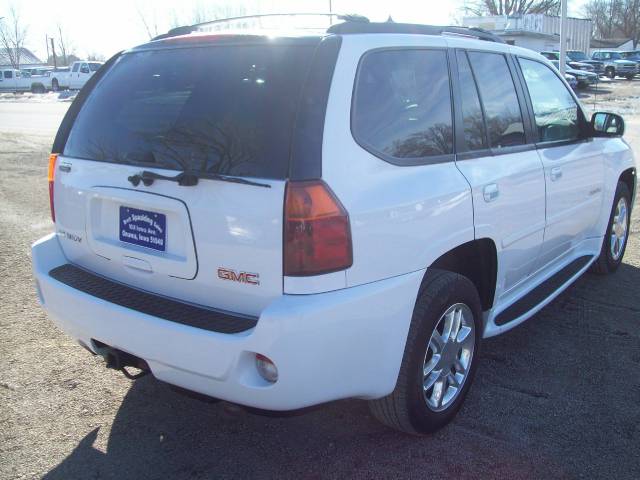 GMC Envoy 2006 photo 3