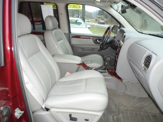 GMC Envoy 2006 photo 1