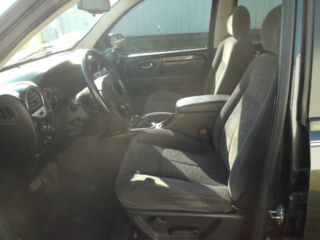 GMC Envoy 4x4 Crew Cab LE SUV