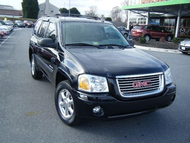 GMC Envoy 2006 photo 2
