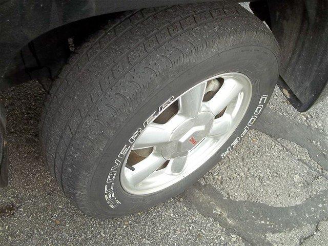 GMC Envoy 2006 photo 3