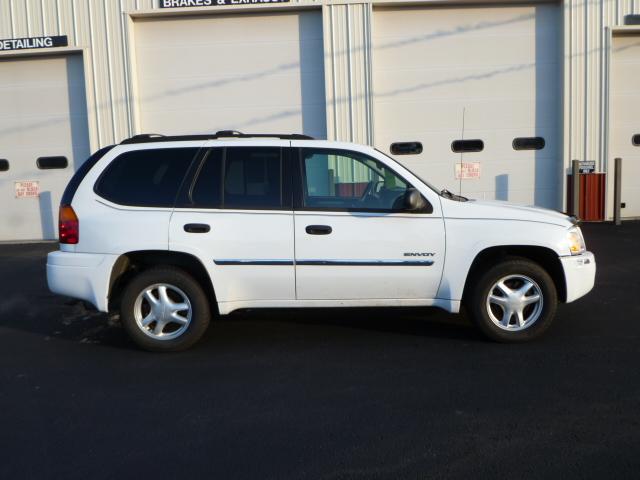 GMC Envoy 2006 photo 3