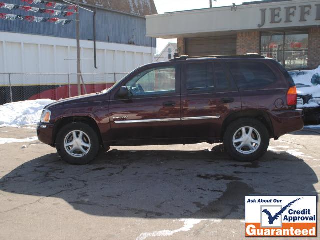 GMC Envoy 2006 photo 1