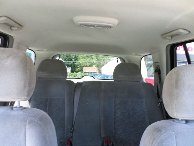 GMC Envoy 4x4 Crew Cab LE SUV
