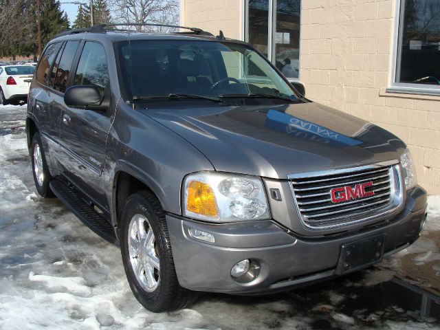 GMC Envoy 2006 photo 1