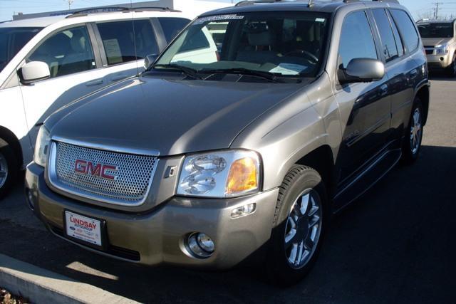 GMC Envoy EX Sedan 4D Unspecified