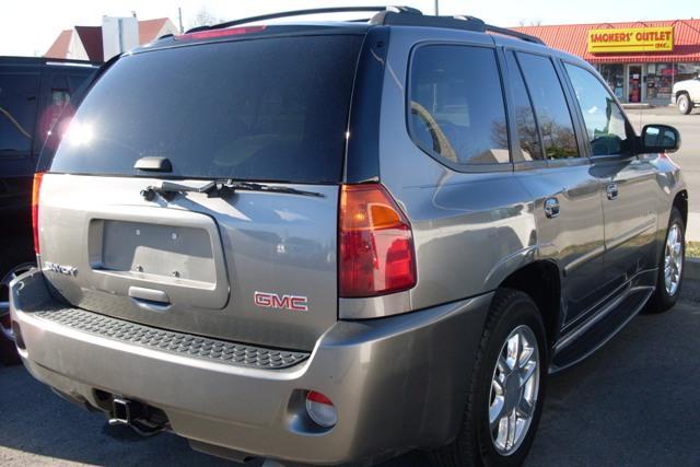 GMC Envoy 2006 photo 3