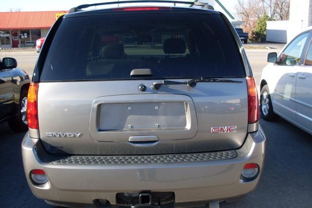 GMC Envoy 2006 photo 4