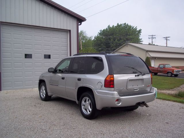 GMC Envoy 2006 photo 1